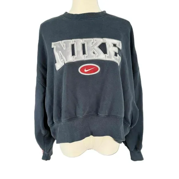 Nike Navy Crew Neck Sweatshirt Vintage Retro Long Sleeves Embroidered Medium - Picture 1 of 13